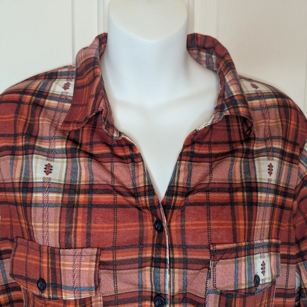 Paper + Tee Red/BlacK Plaid Flannel Shirt Tie Front 3/4 Roll-Tab Sleeve, Size 2X - Picture 2 of 11